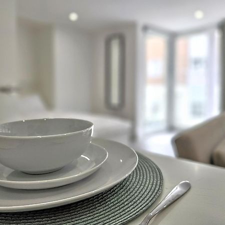 City Waterside, Old Street, Angel, Entire Private Apartment London Kültér fotó