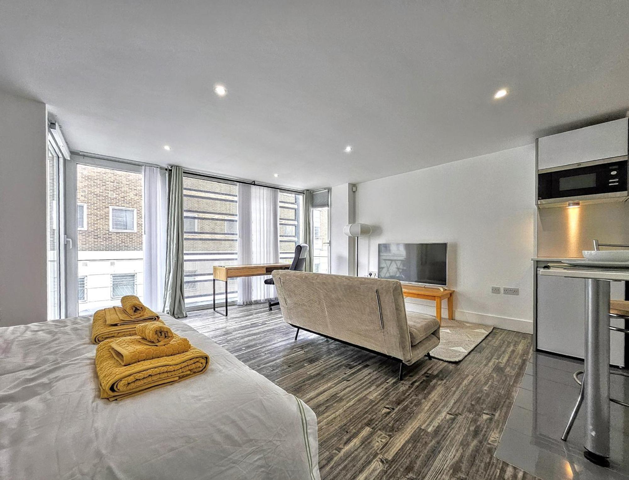 City Waterside, Old Street, Angel, Entire Private Apartment London Kültér fotó
