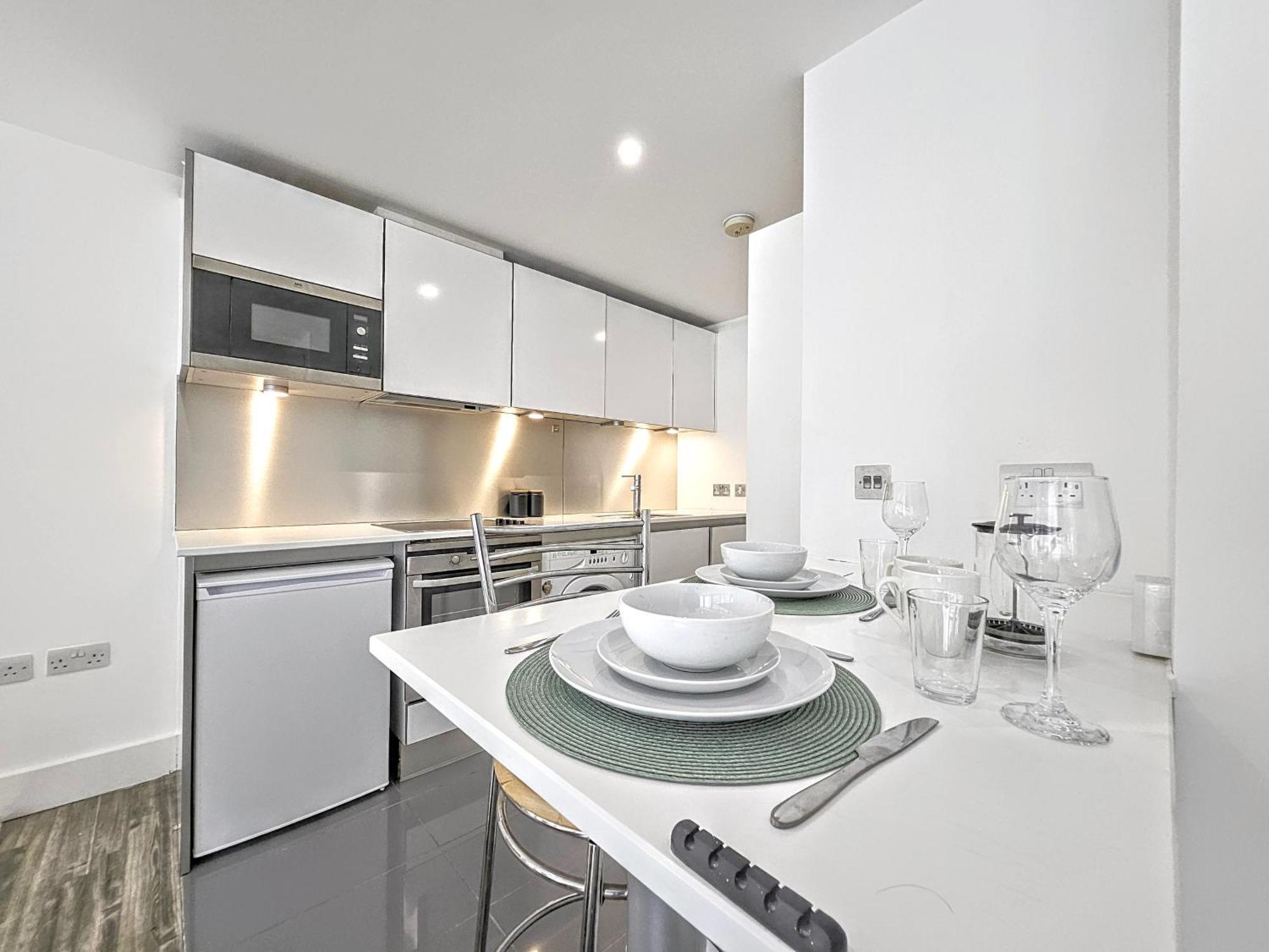 City Waterside, Old Street, Angel, Entire Private Apartment London Kültér fotó