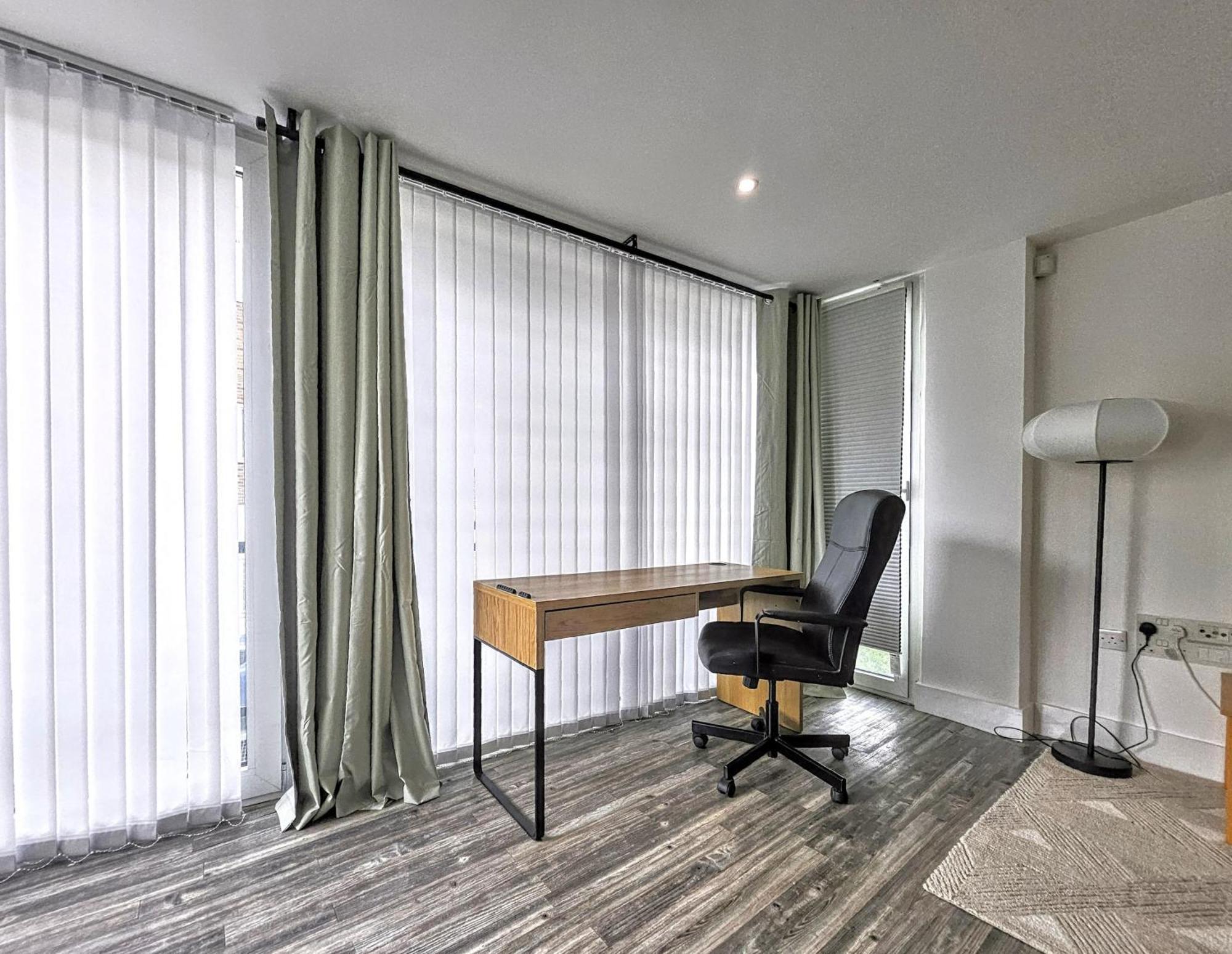 City Waterside, Old Street, Angel, Entire Private Apartment London Kültér fotó